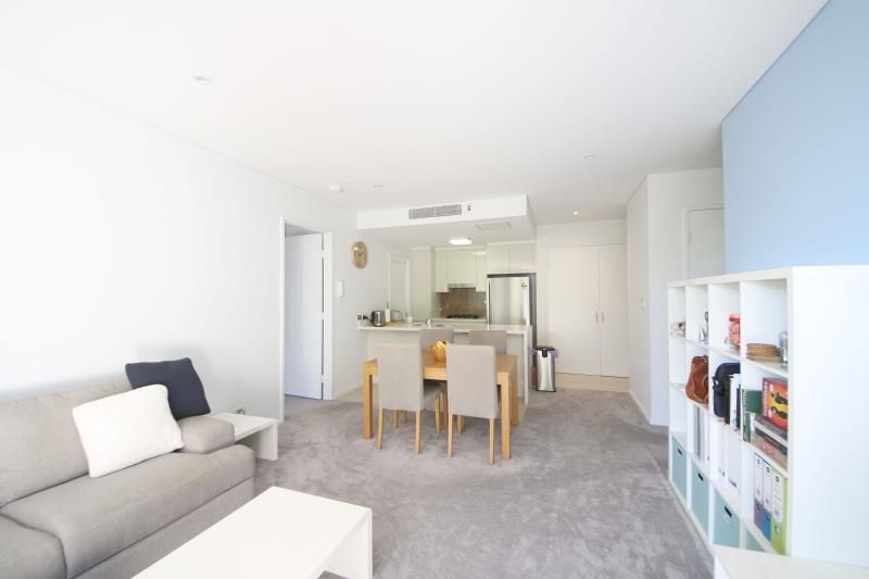 2 bedrooms Apartment / Unit / Flat in 205/26 Ferntree Place EPPING NSW, 2121