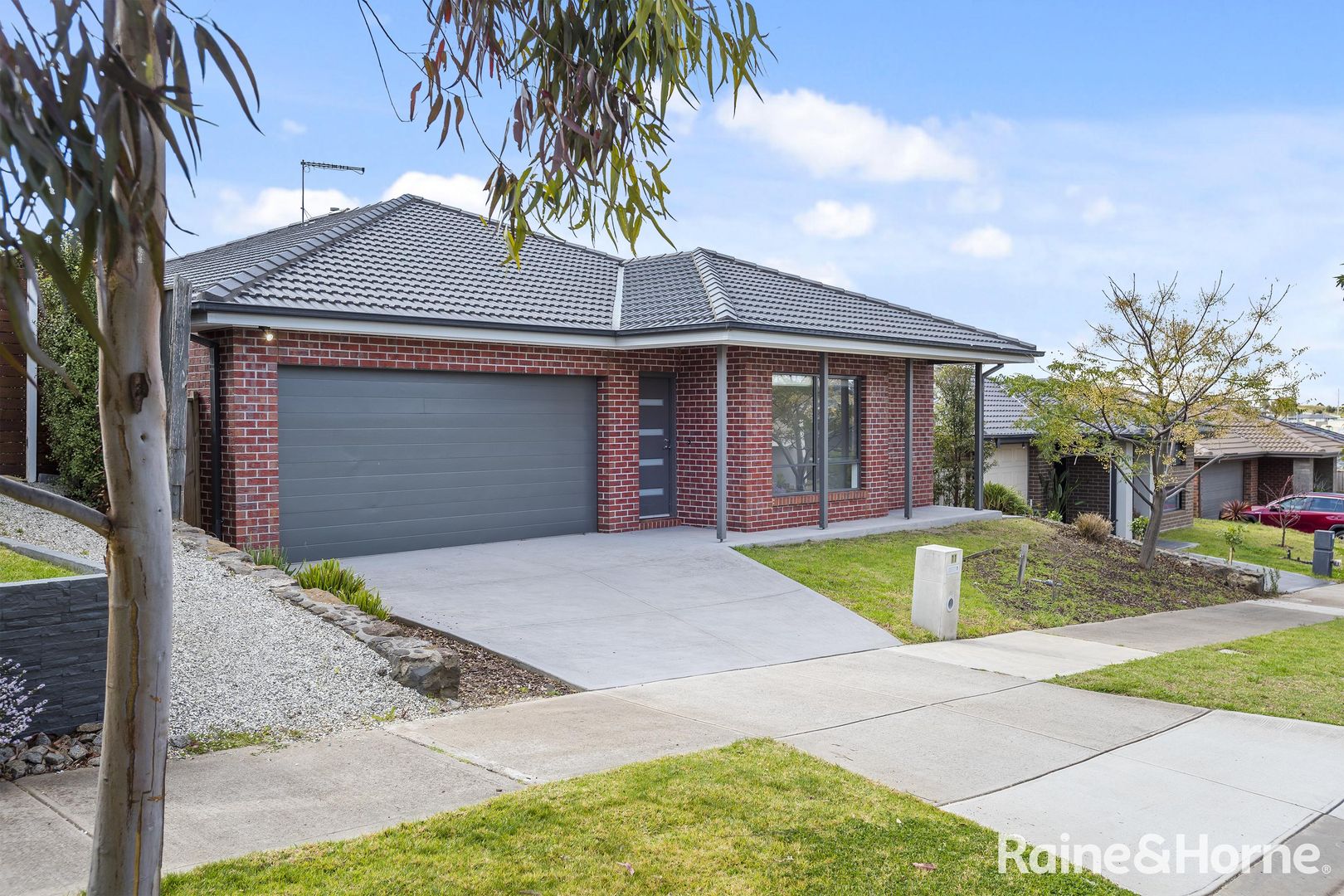 11 Angelas Way, Sunbury VIC 3429, Image 1