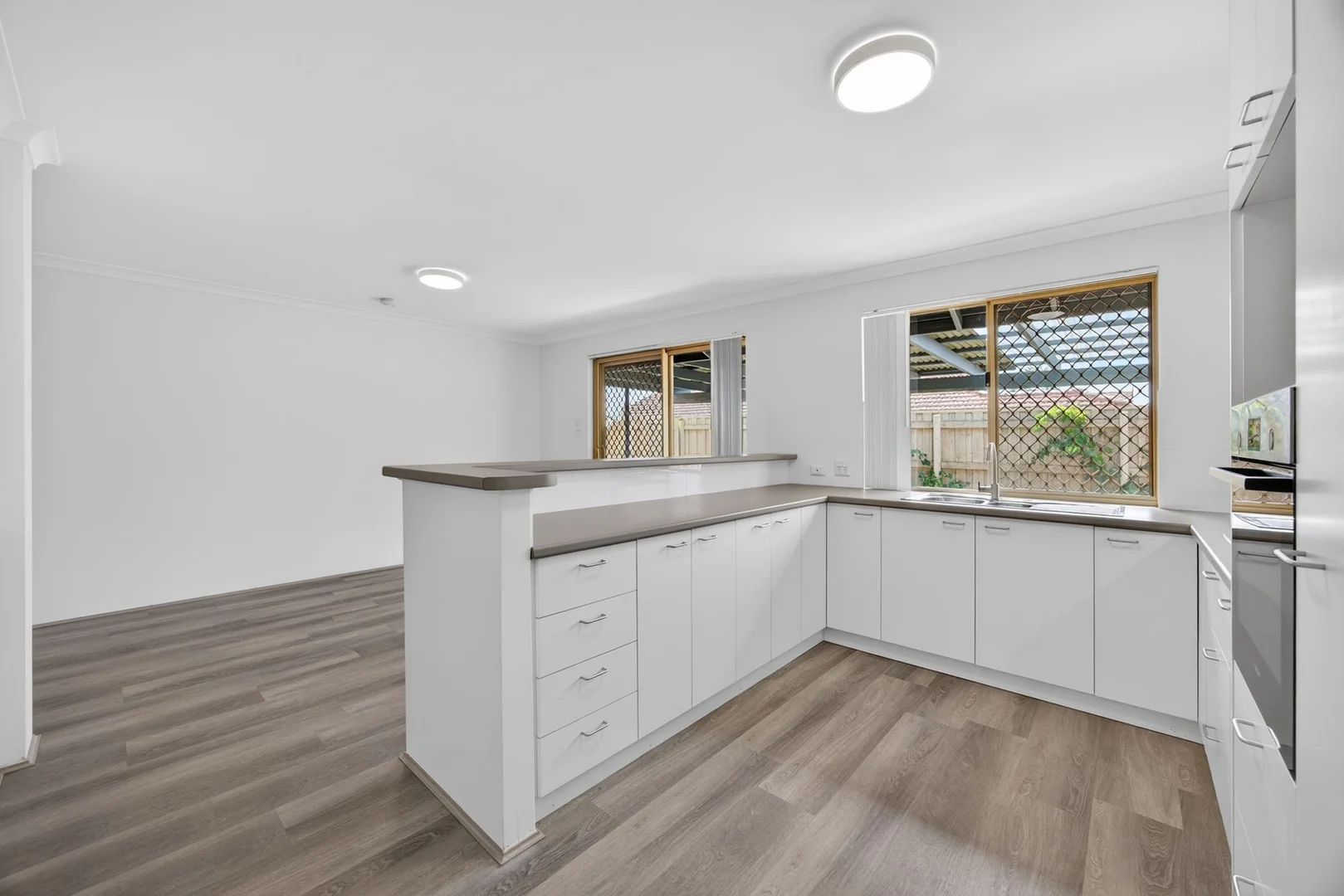 Additional image 14 of 1/39 Elizabeth Street, Cloverdale WA 6105