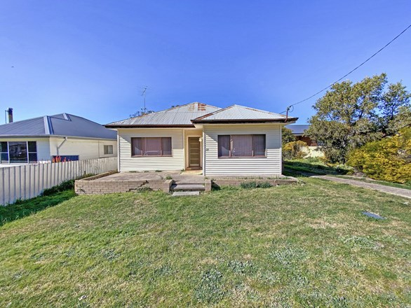 13 Cressy Street, Goulburn NSW 2580