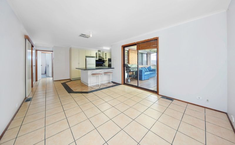 23 Casey Crescent, Calwell ACT 2905, Image 2