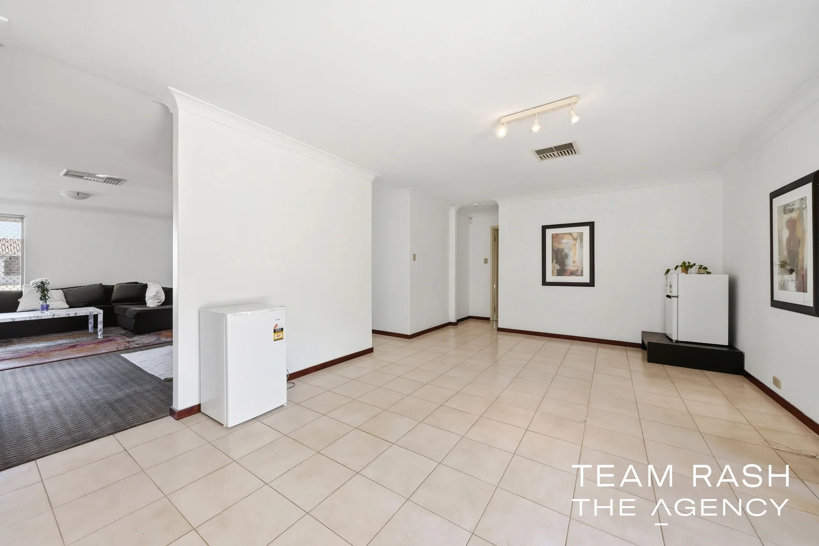 Additional image 12 of 2 Silkyoak Place, Morley WA 6062