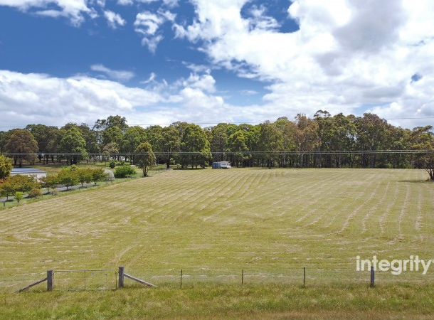 169 Stringybark Road, Nowra Hill NSW 2540