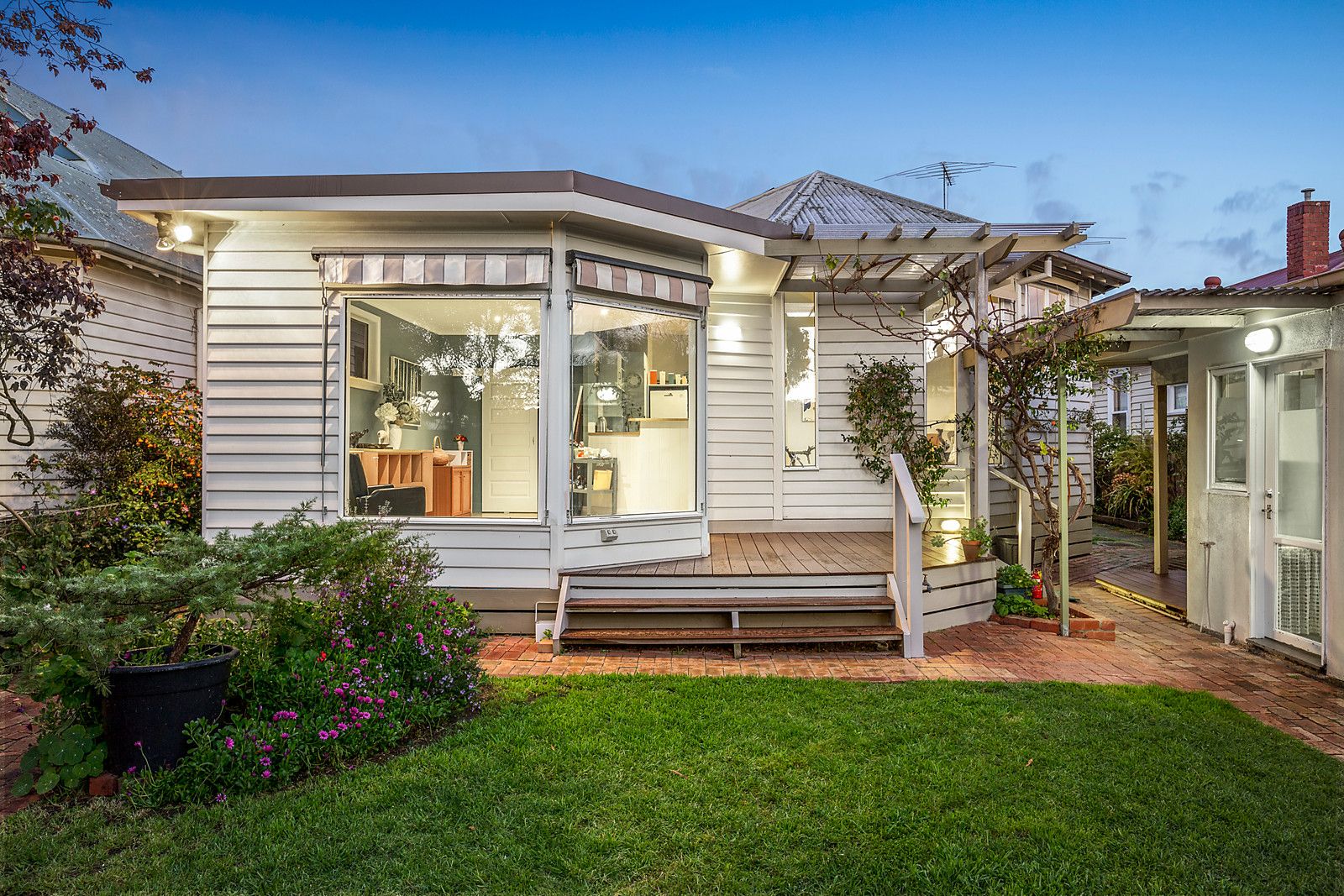 9 Oxford Street, Northcote VIC 3070, Image 2