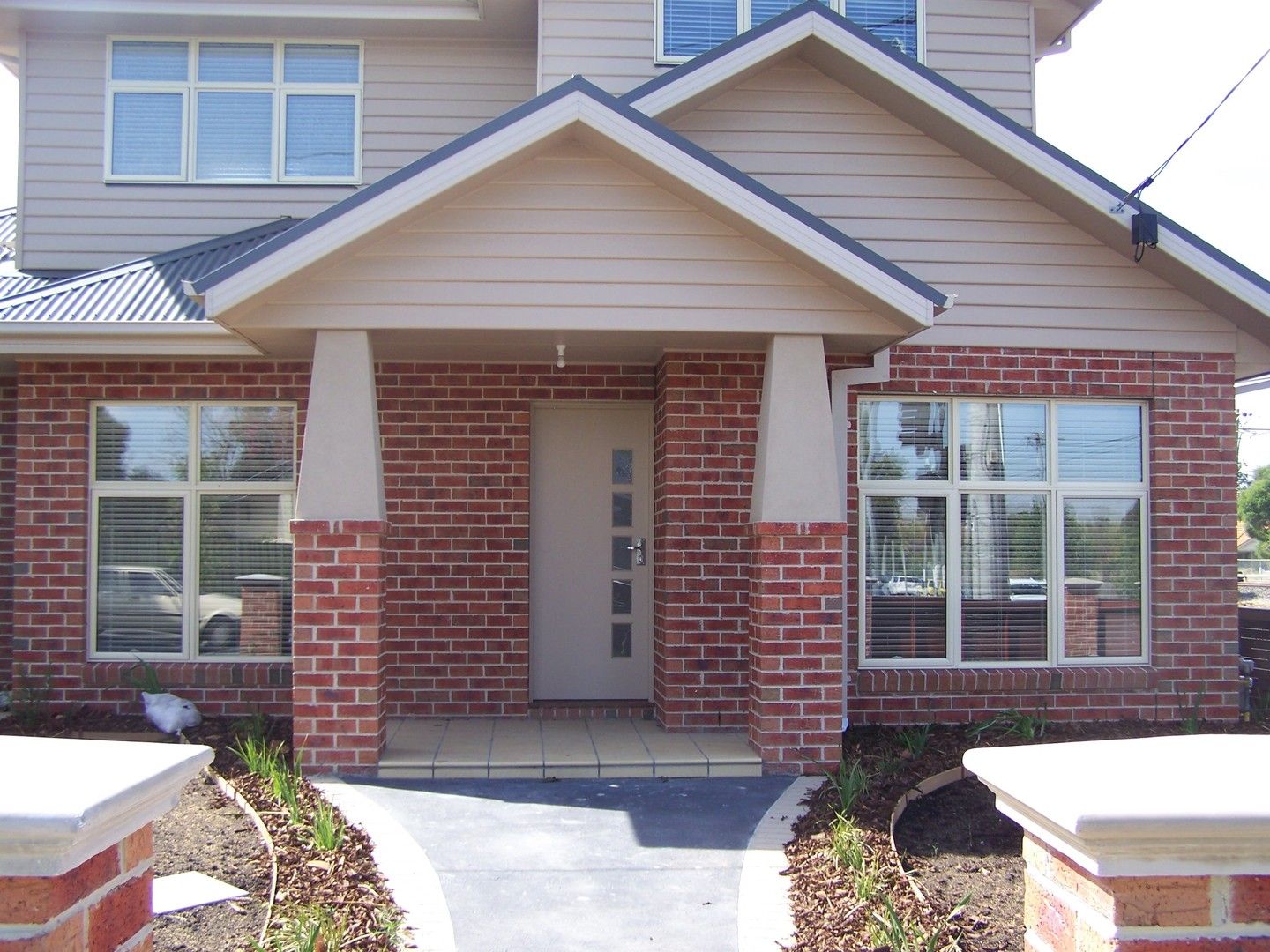 3 bedrooms Townhouse in 30 Grange Road FAIRFIELD VIC, 3078