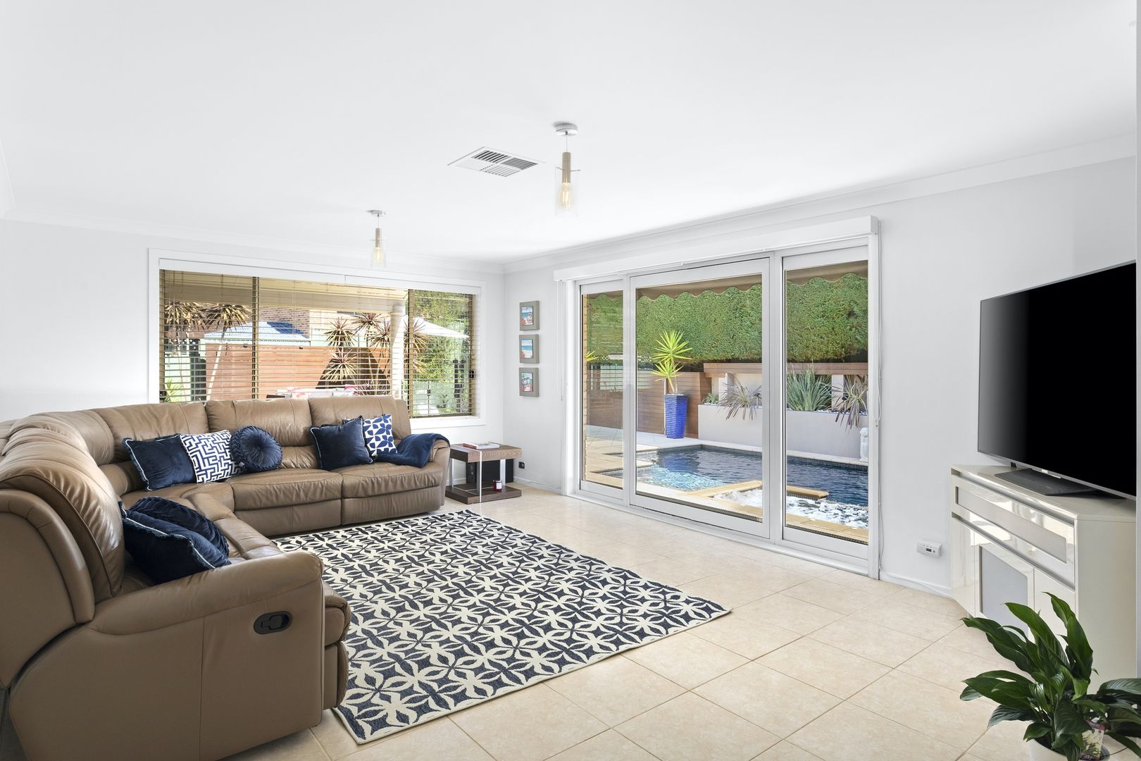 17 Harrington Parkway, Harrington Park NSW 2567, Image 2