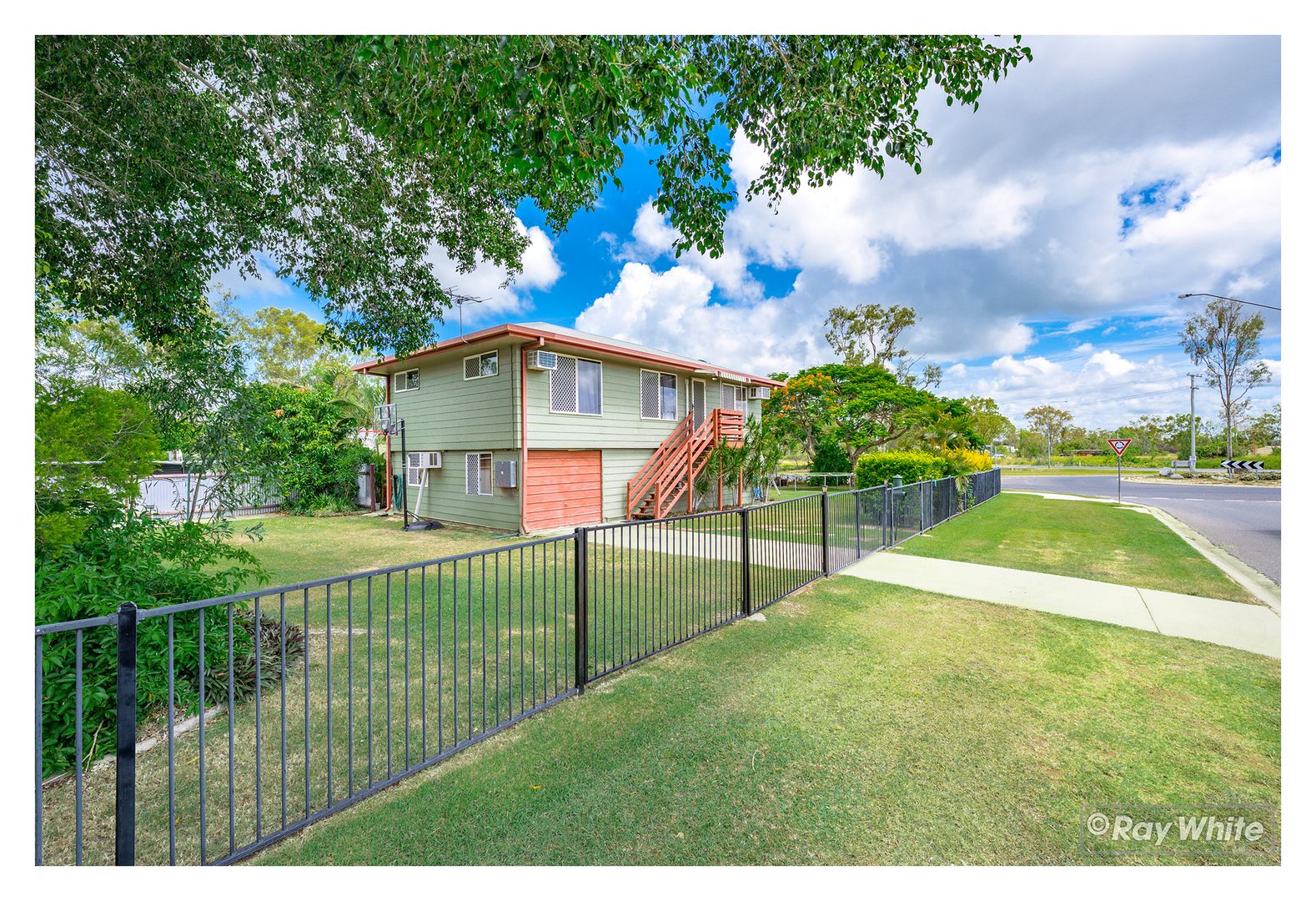 2 Rosewood Avenue, Gracemere QLD 4702, Image 1
