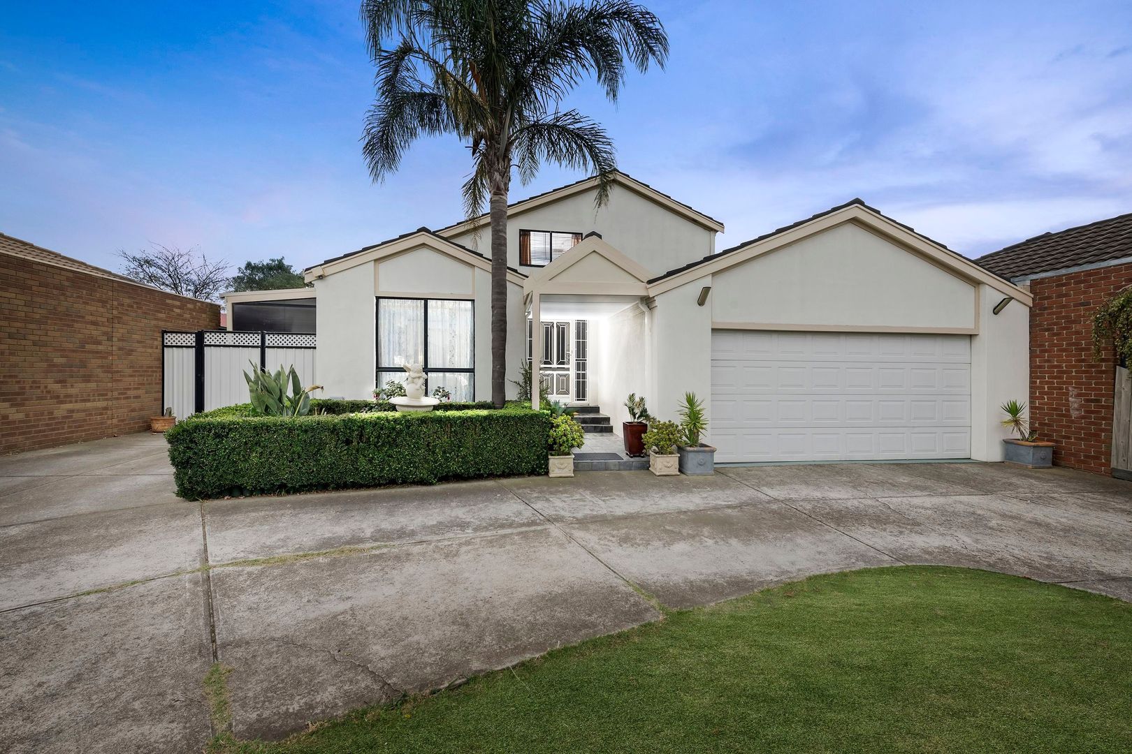 18 Armstrong Close, Keilor East VIC 3033