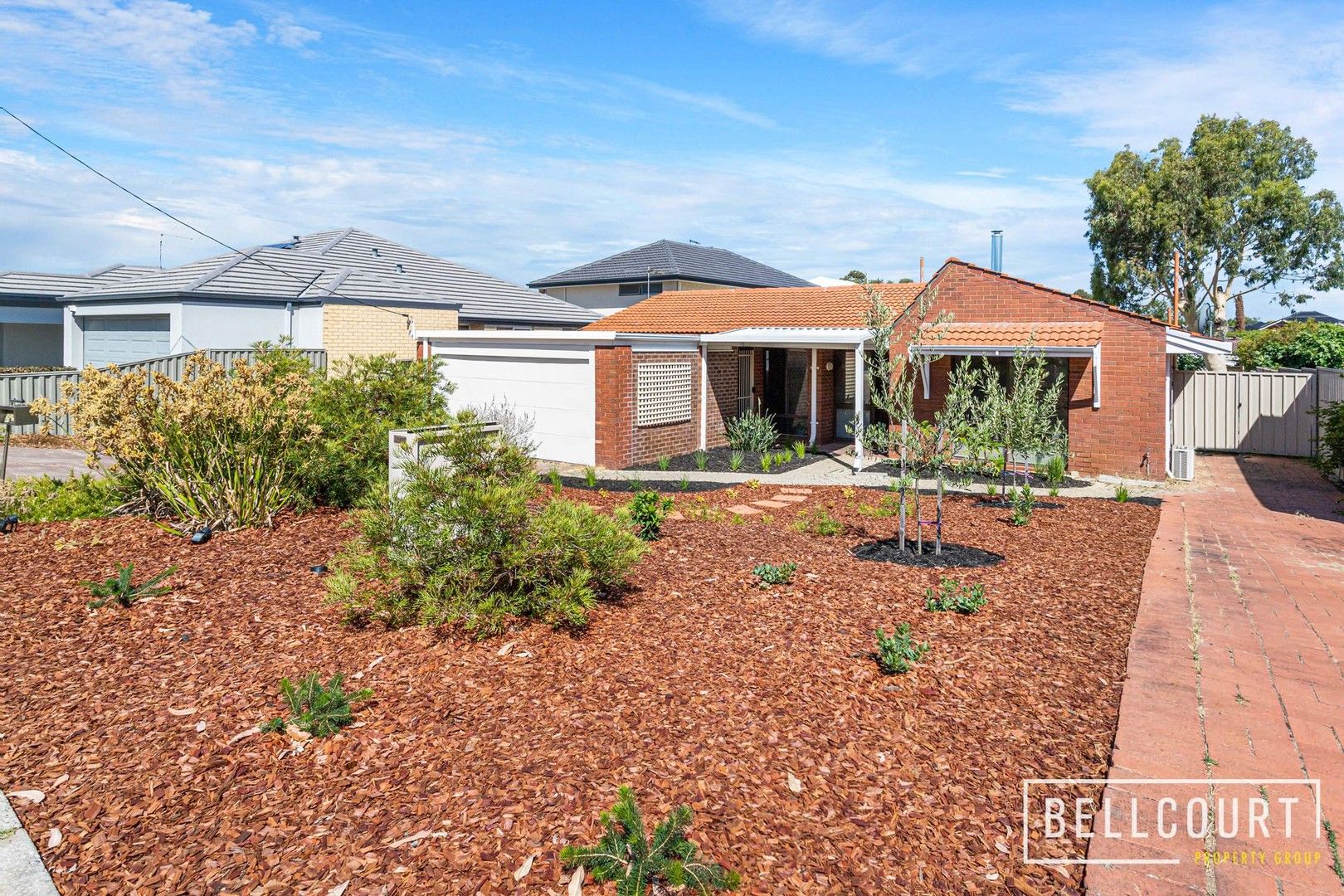 4 bedrooms House in 26 Delphine Avenue DIANELLA WA, 6059