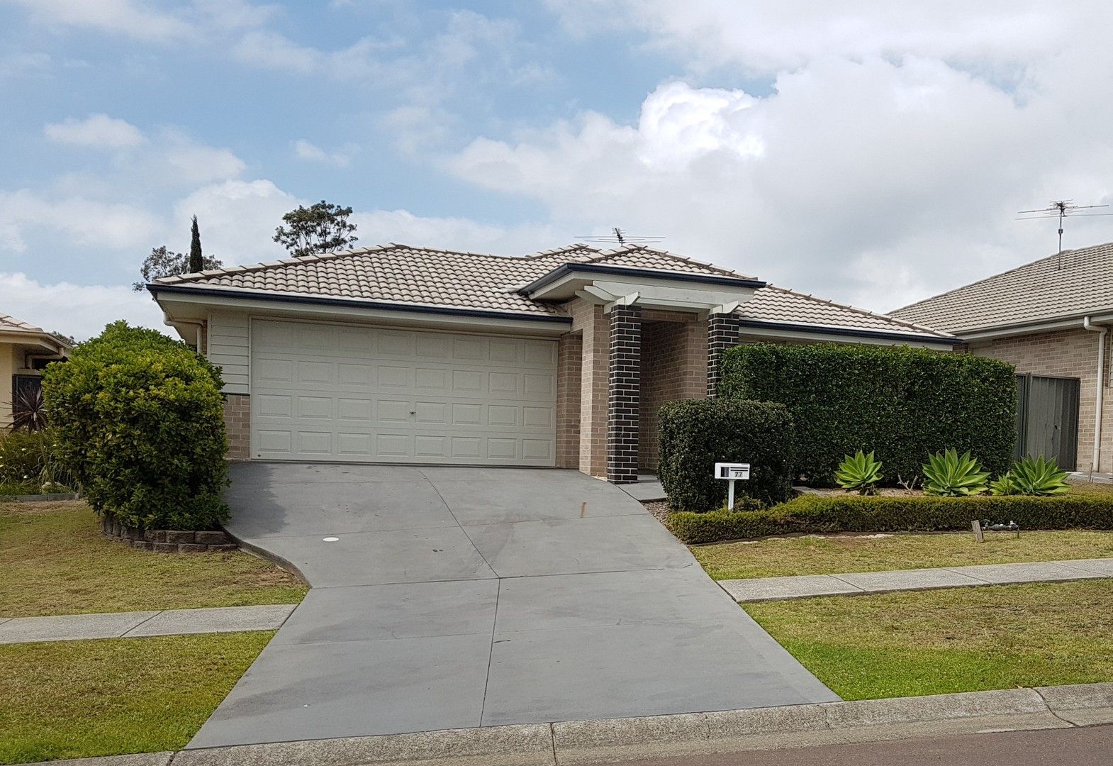 77 Clydesdale Street, Wadalba NSW 2259, Image 0