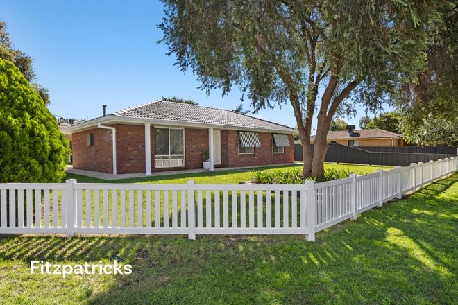 Picture of 1 Hume Street, LAKE ALBERT NSW 2650