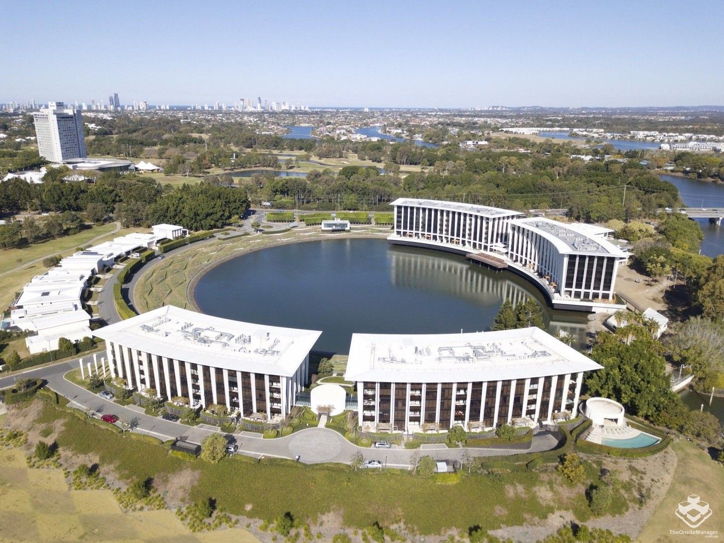 3 bedrooms Apartment / Unit / Flat in ID:21152013/1 Marina Drive BENOWA QLD, 4217