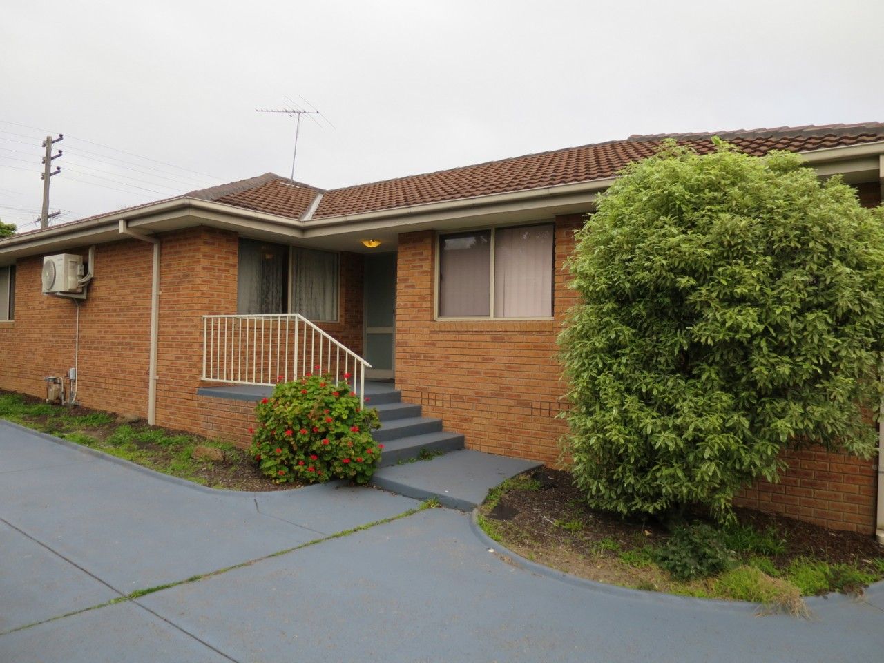 3 bedrooms Apartment / Unit / Flat in 2/49 Drummond Street CHADSTONE VIC, 3148