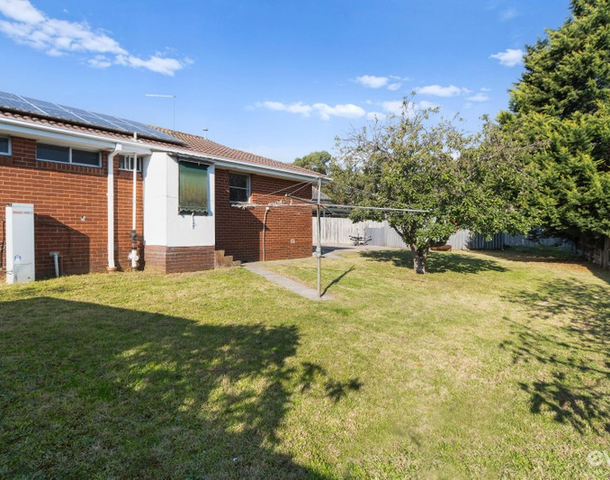 5 Ash Court, Frankston North VIC 3200