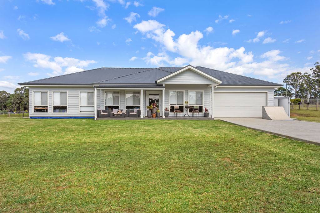 Picture of 7 Hereford Place, FAILFORD NSW 2430