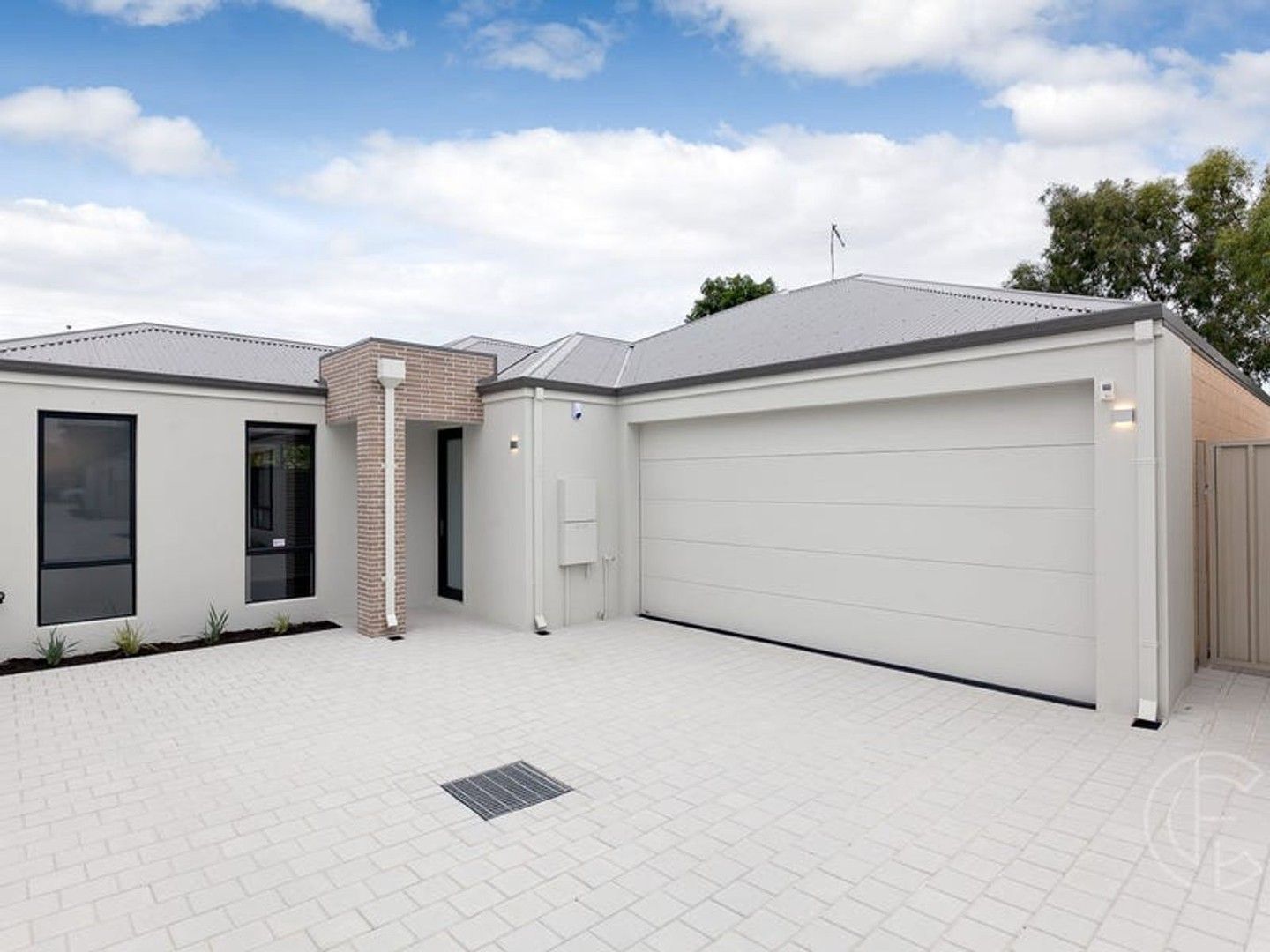 3 bedrooms Villa in 23C Moulden Avenue YOKINE WA, 6060