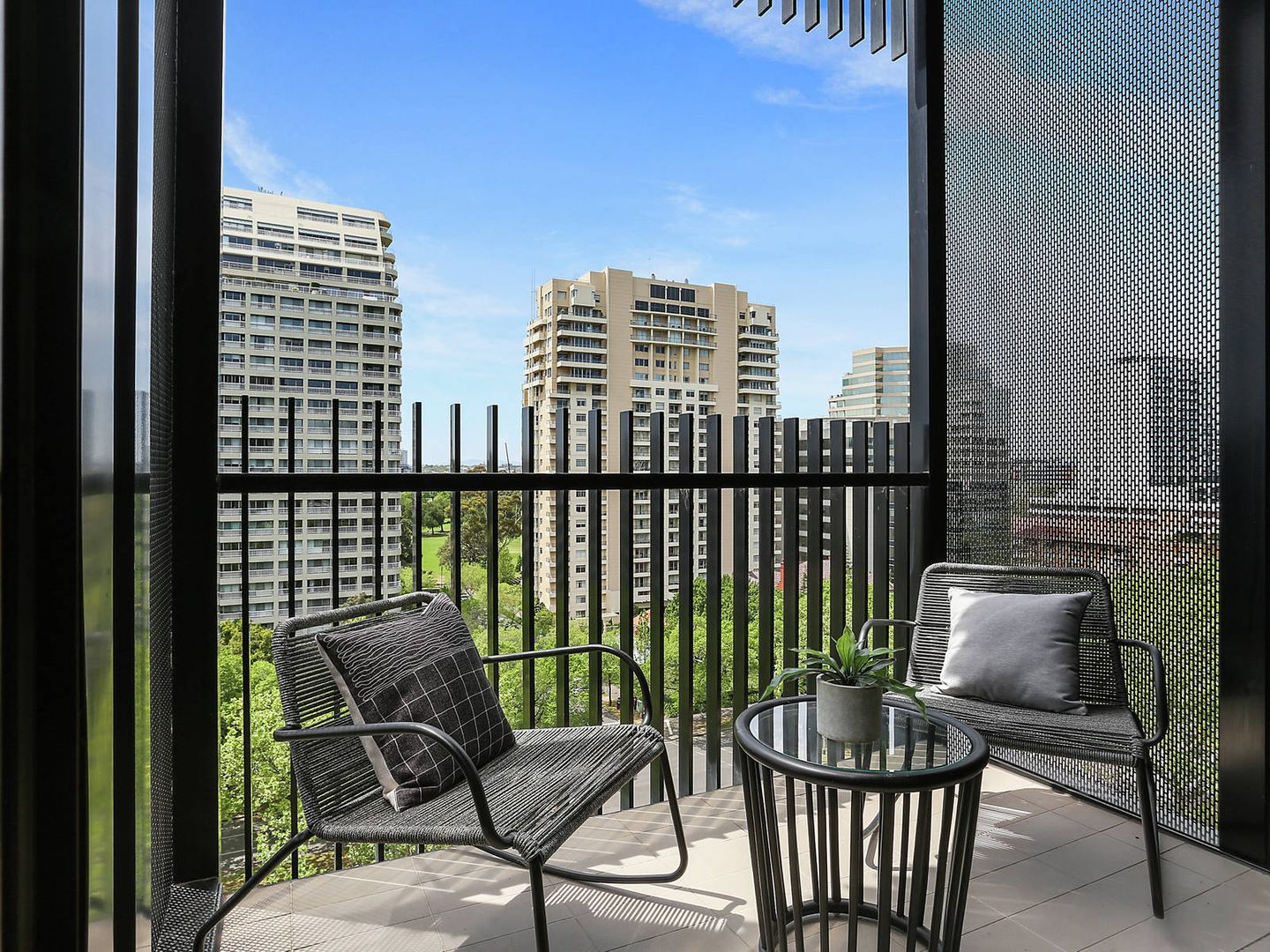 701/470 St Kilda Road, Melbourne VIC 3004, Image 1