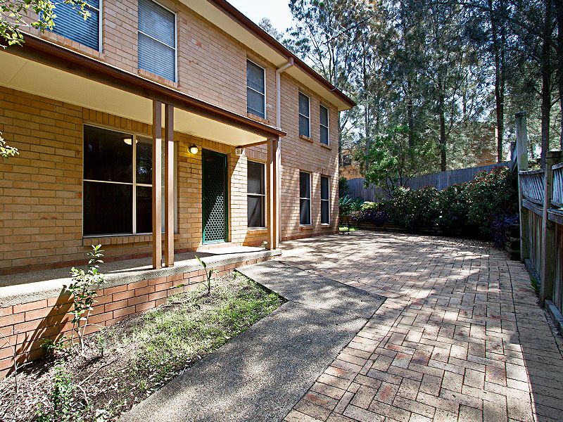 3 bedrooms Apartment / Unit / Flat in 7/6a Ingleby Street OATLANDS NSW, 2117