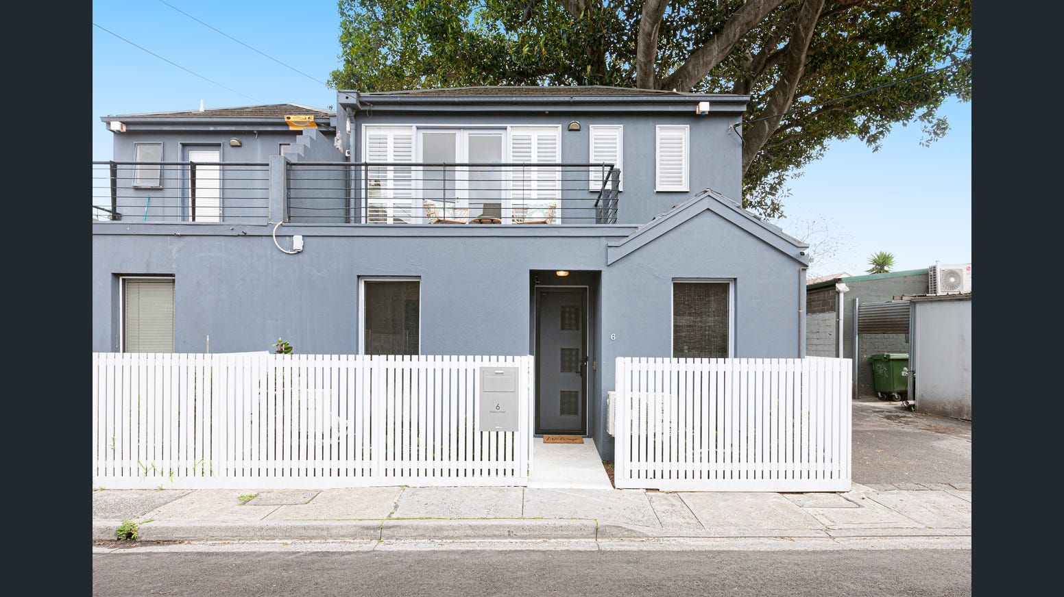 3 bedrooms Townhouse in 6 Russell Street PRAHRAN VIC, 3181