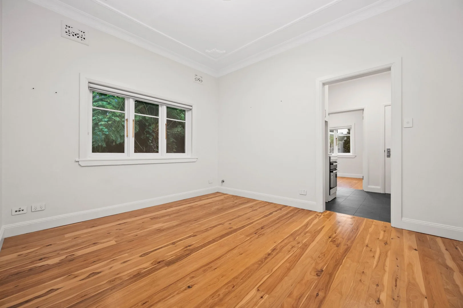 Primary image of 2/5 Bates Ave, Paddington NSW 2021