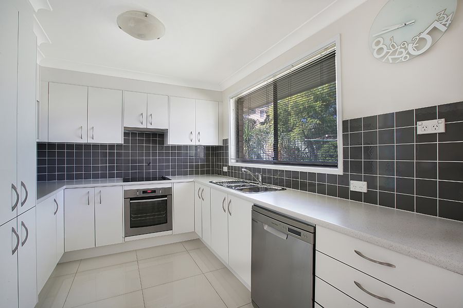23 Caird Place, Seven Hills NSW 2147, Image 2