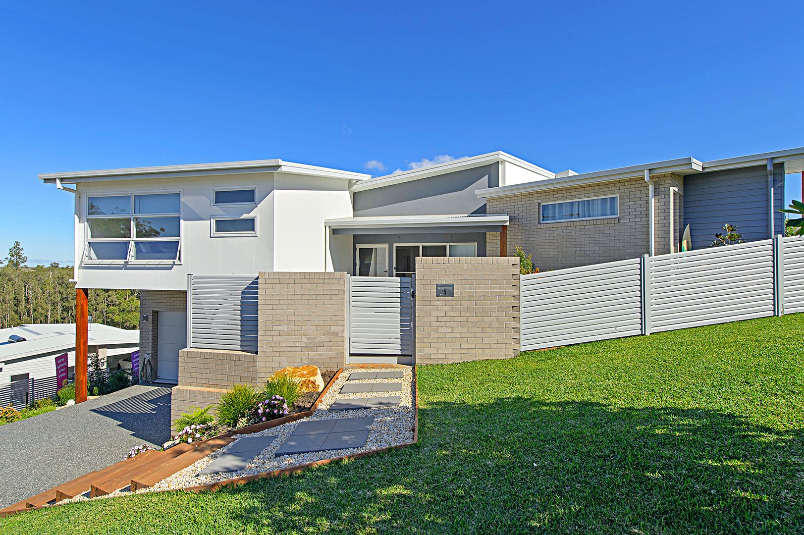 5 Horizons Parkway Port Macquarie Nsw 2444 Domain