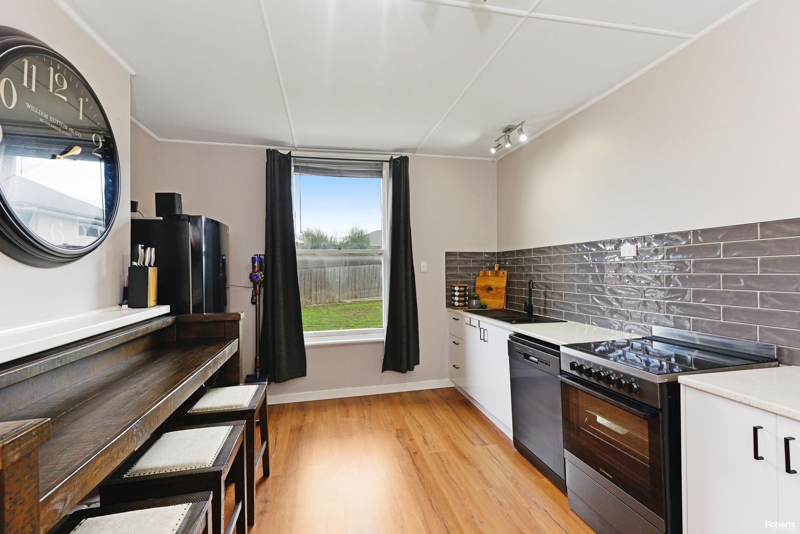 8/201 Brighton Road, Brighton TAS 7030, Image 2