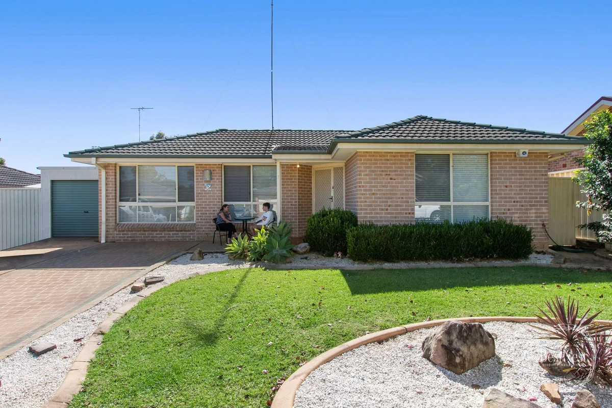 7 Cygnus Place, Cranebrook NSW 2749
