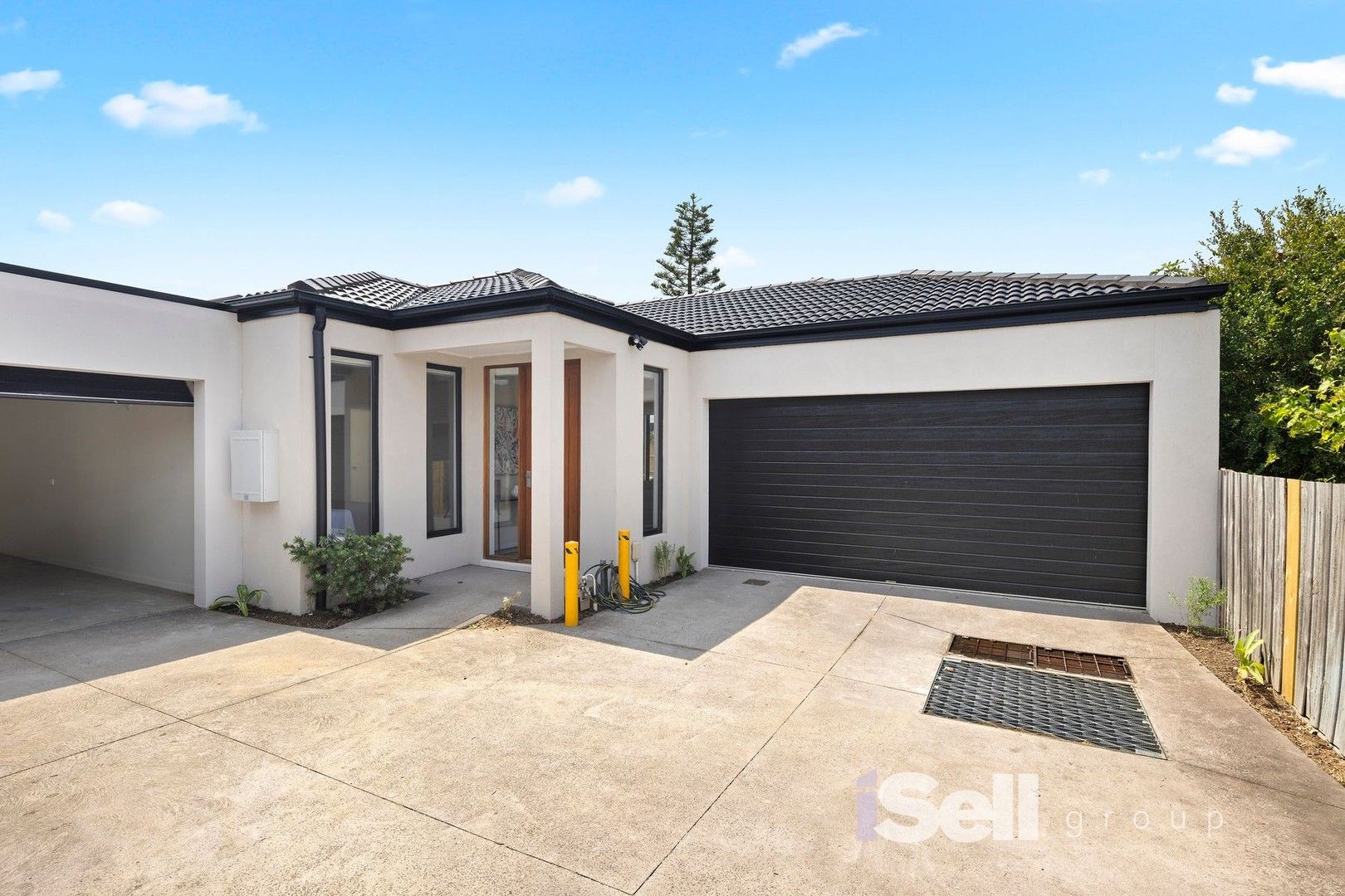 2/77 Hillside Street, Springvale VIC 3171, Image 0