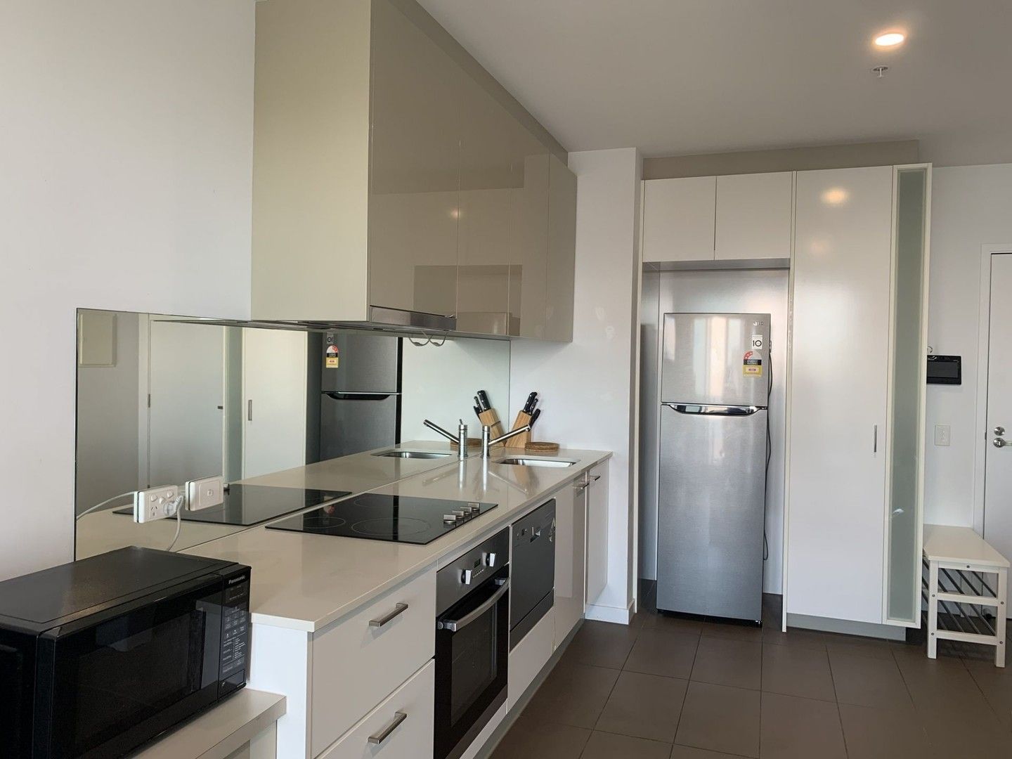 1 bedrooms Apartment / Unit / Flat in 2812/220 Spencer St MELBOURNE VIC, 3000