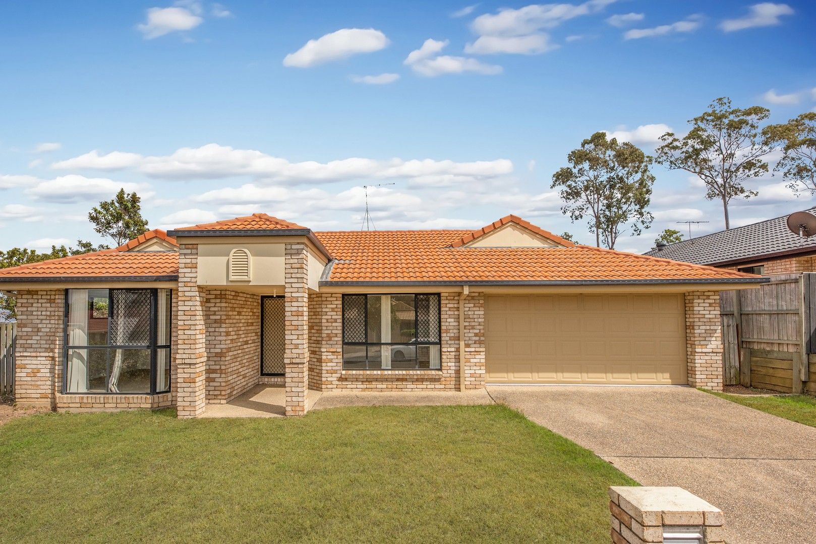 4 bedrooms House in 2 Emma Place SPRINGFIELD LAKES QLD, 4300
