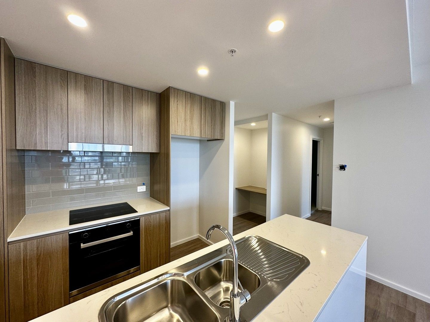 31001/2 Capital Court, Varsity Lakes QLD 4227 Apartment For Rent