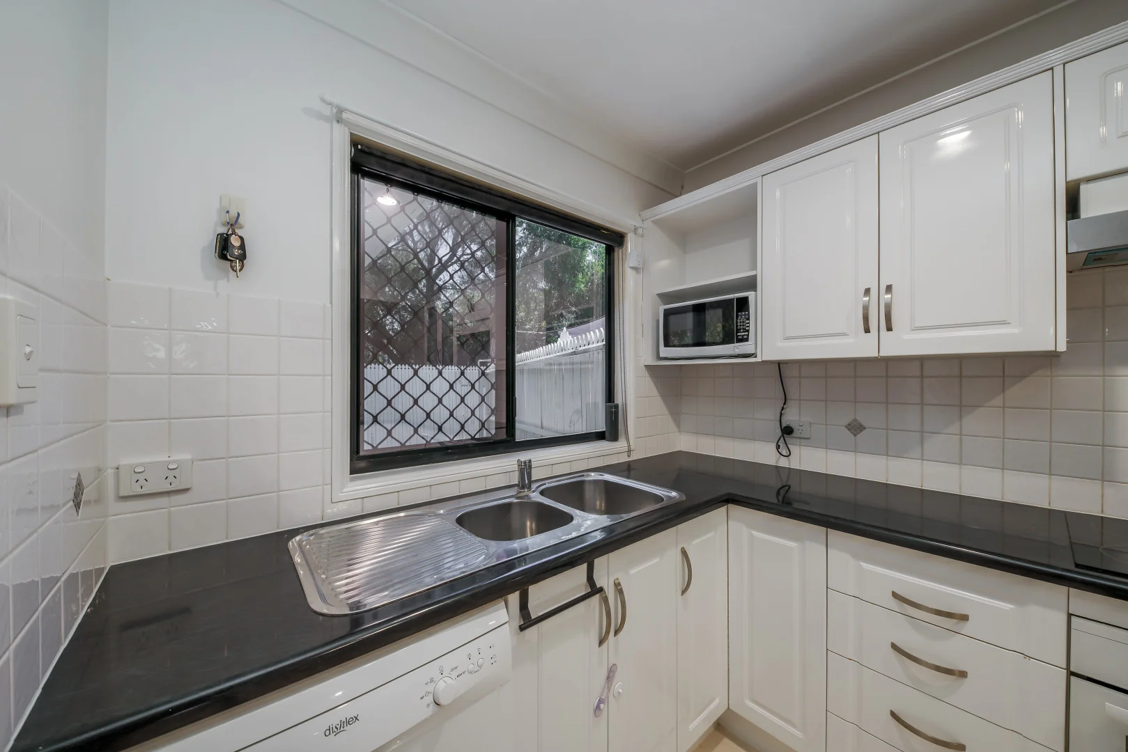 Additional image 3 of 3/47 Punari Street, Currajong QLD 4812