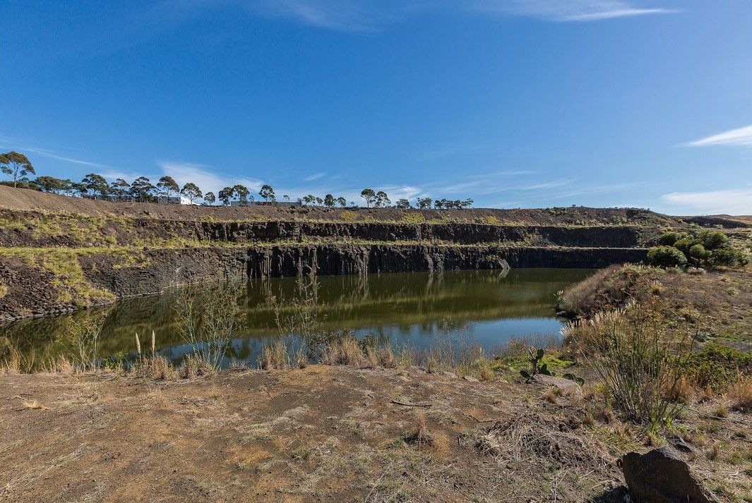 39 Riverbend Way, Sunshine North VIC 3020 Domain