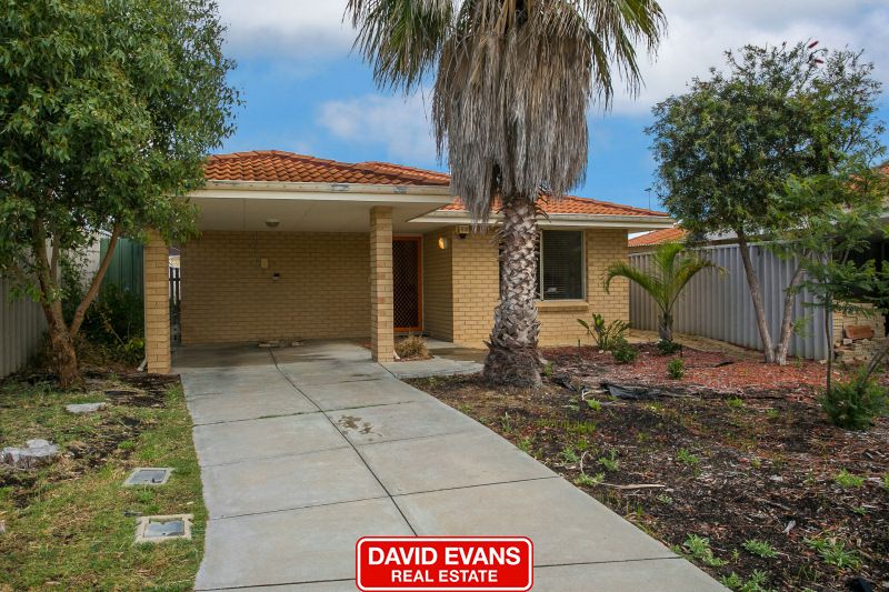 22 Kyara Court, Clarkson WA 6030, Image 2