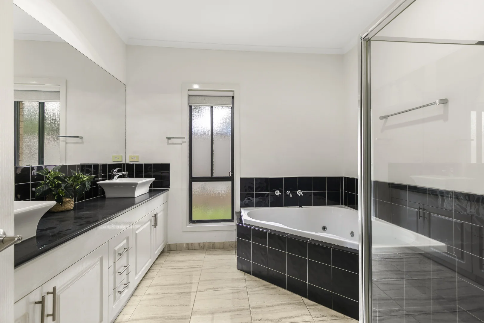 Additional image 12 of 19 Wild Crescent, Roxburgh Park VIC 3064