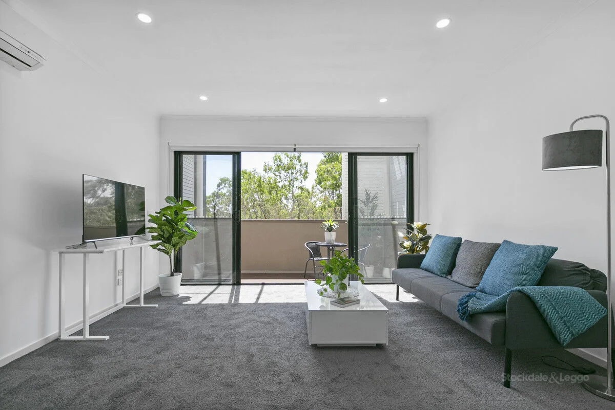 6 Gorman Drive, Mill Park VIC 3082