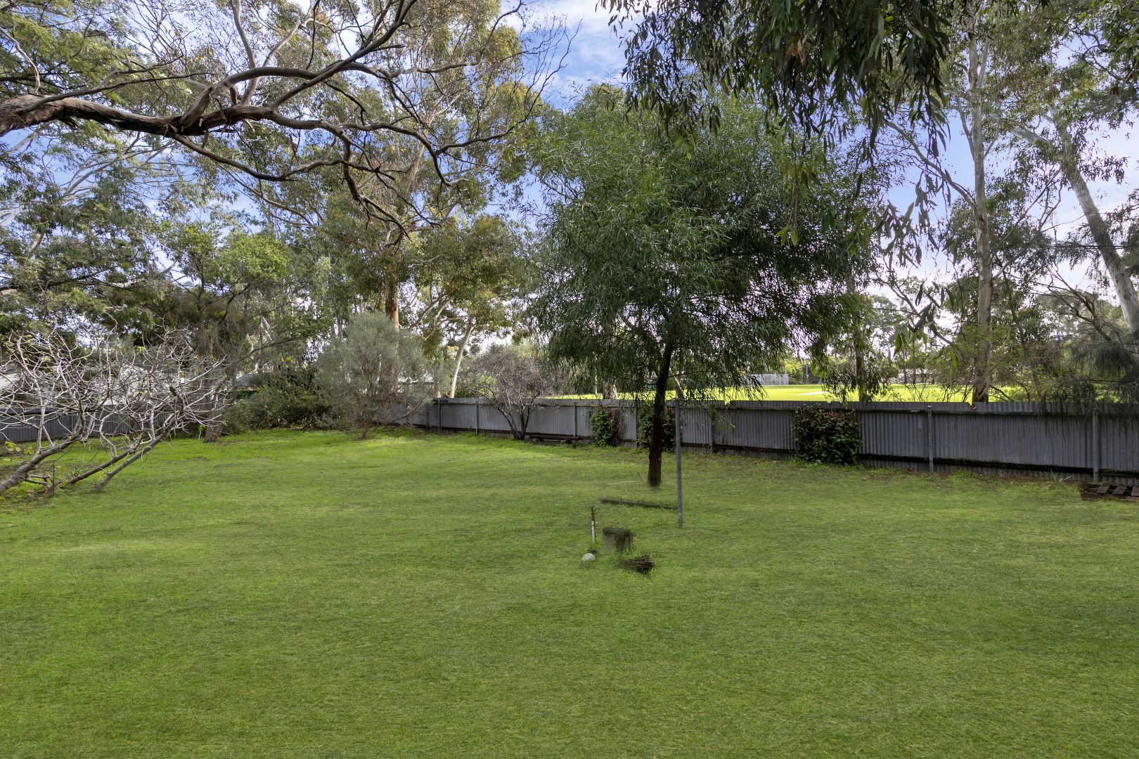 18 Winifred Avenue, Black Forest SA 5035, Image 2