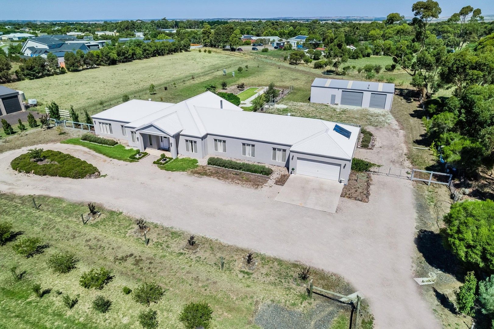 4 bedrooms House in 79 Kelly Road BANNOCKBURN VIC, 3331