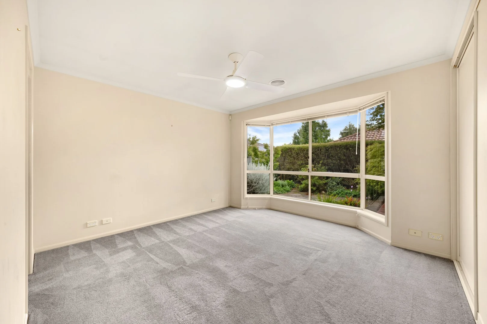 Additional image 4 of 33 Courtneidge Street, Dunlop ACT 2615