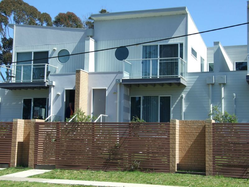 3 bedrooms Apartment / Unit / Flat in 2/85 Princes Highway EDEN NSW, 2551