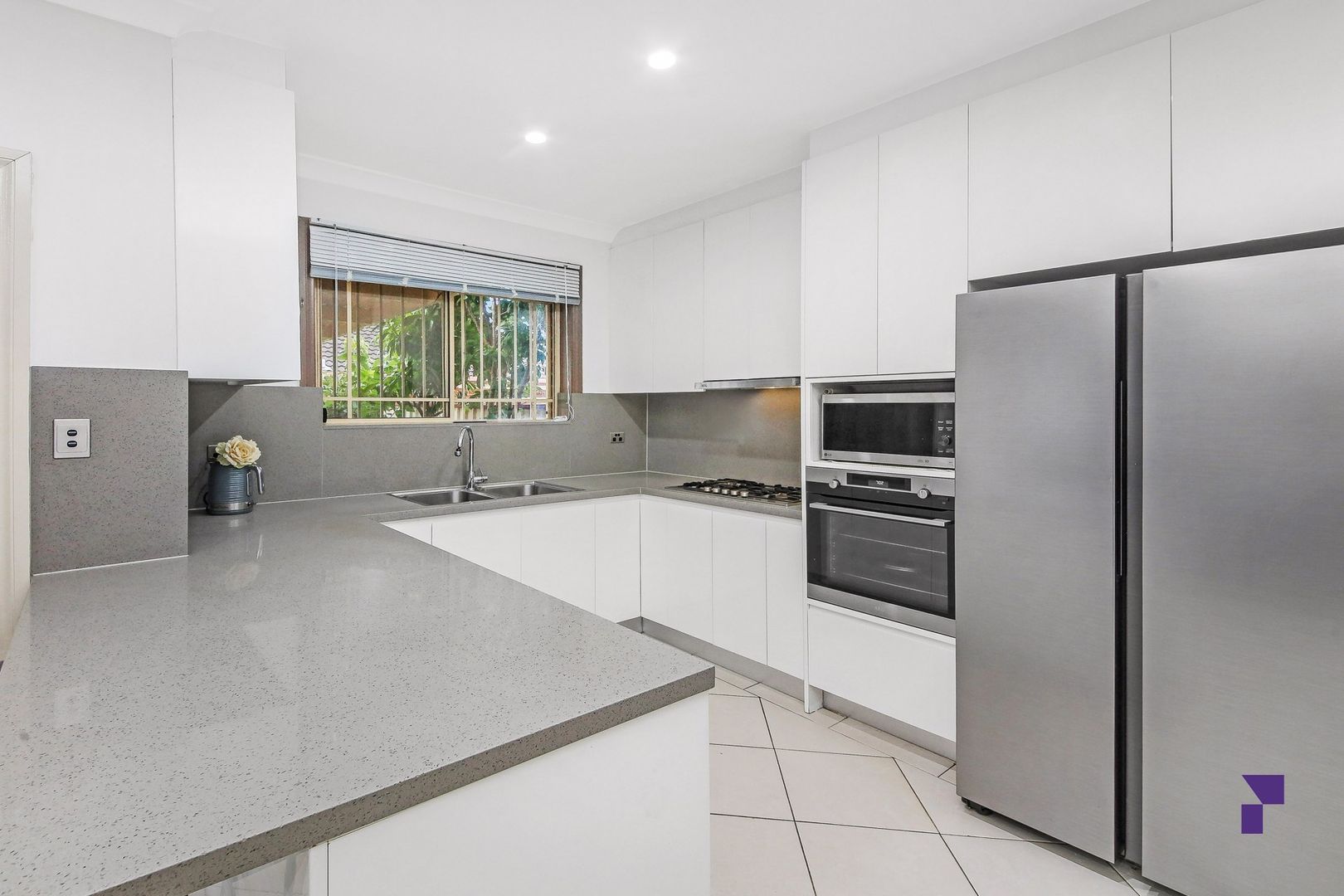 2/9 Chiswick Road, Greenacre NSW 2190, Image 1