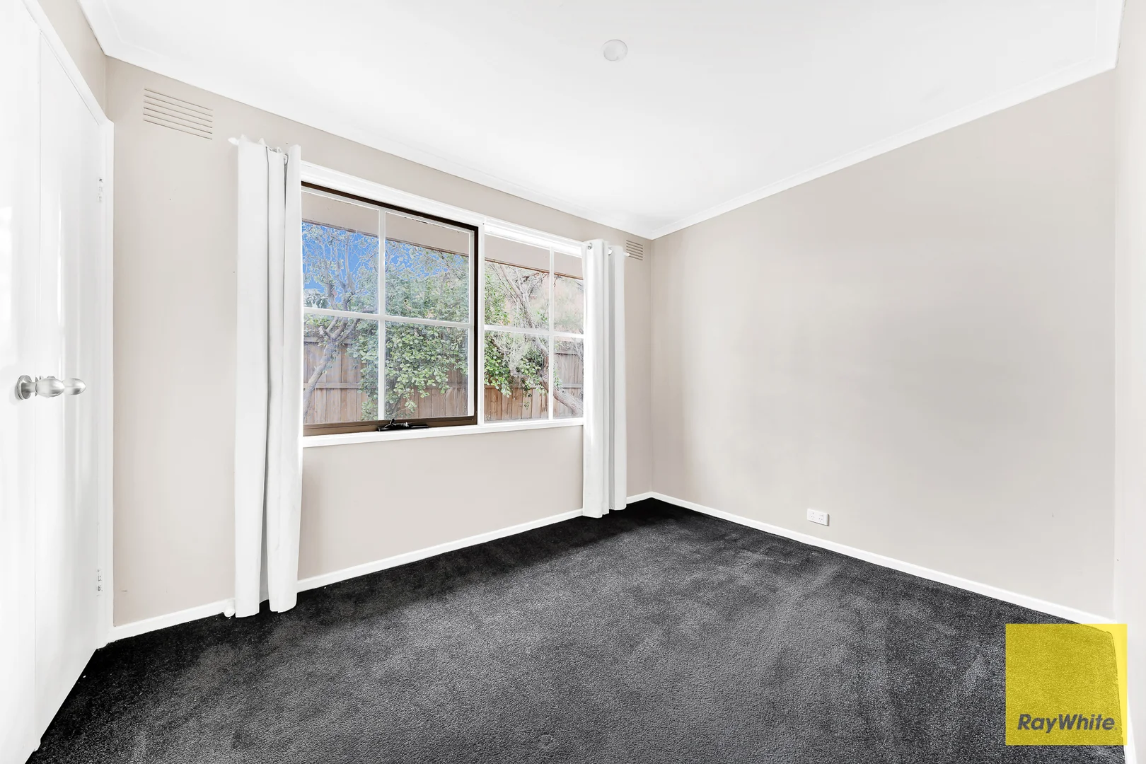 Additional image 10 of 17 Derwent Road, Werribee VIC 3030