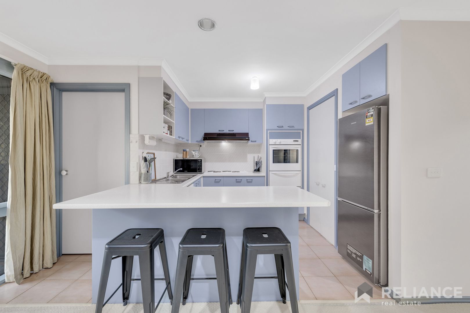 8/23-25 Finch Road, Werribee South VIC 3030, Image 2