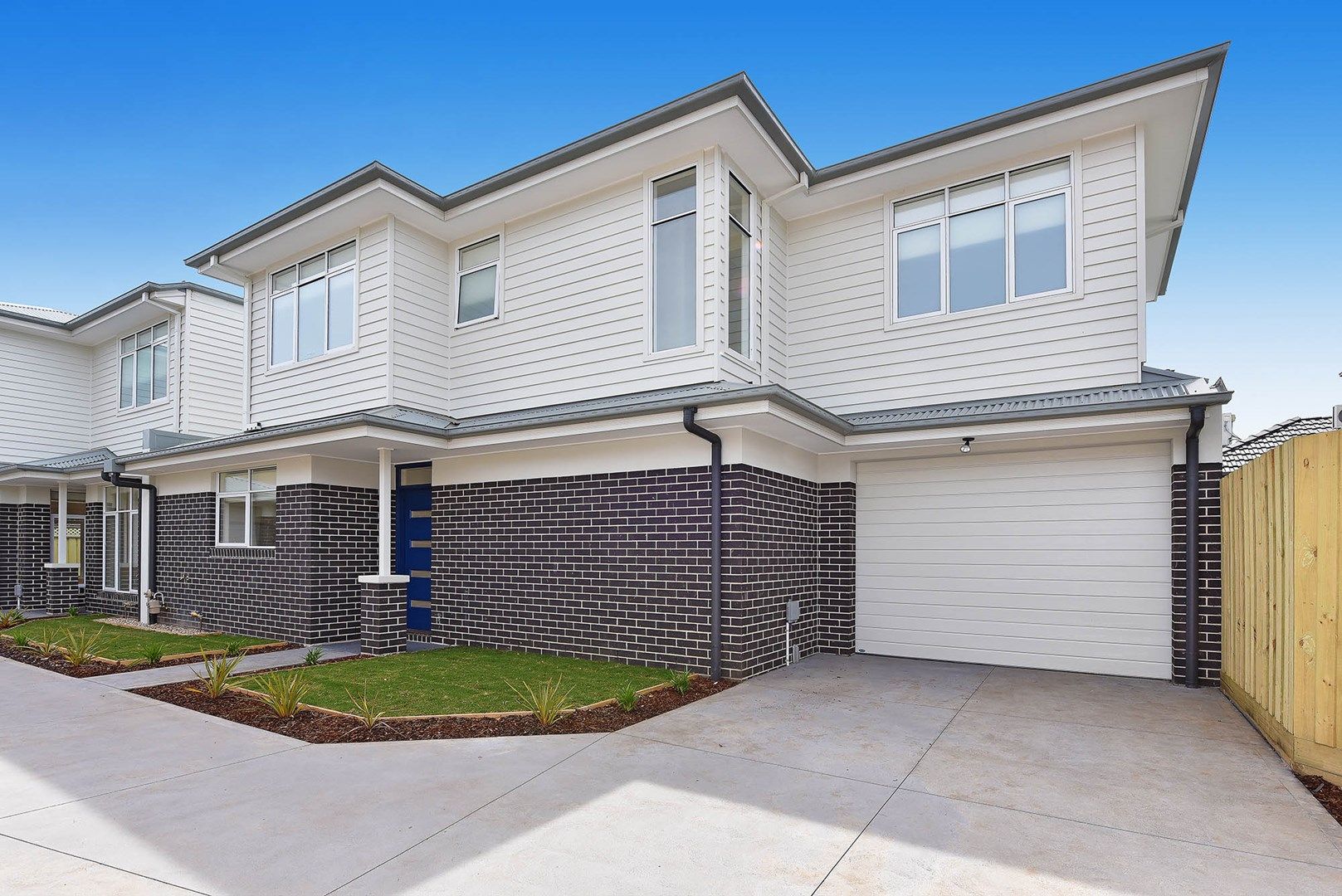 2 bedrooms Townhouse in 2/11 Grange Road AIRPORT WEST VIC, 3042