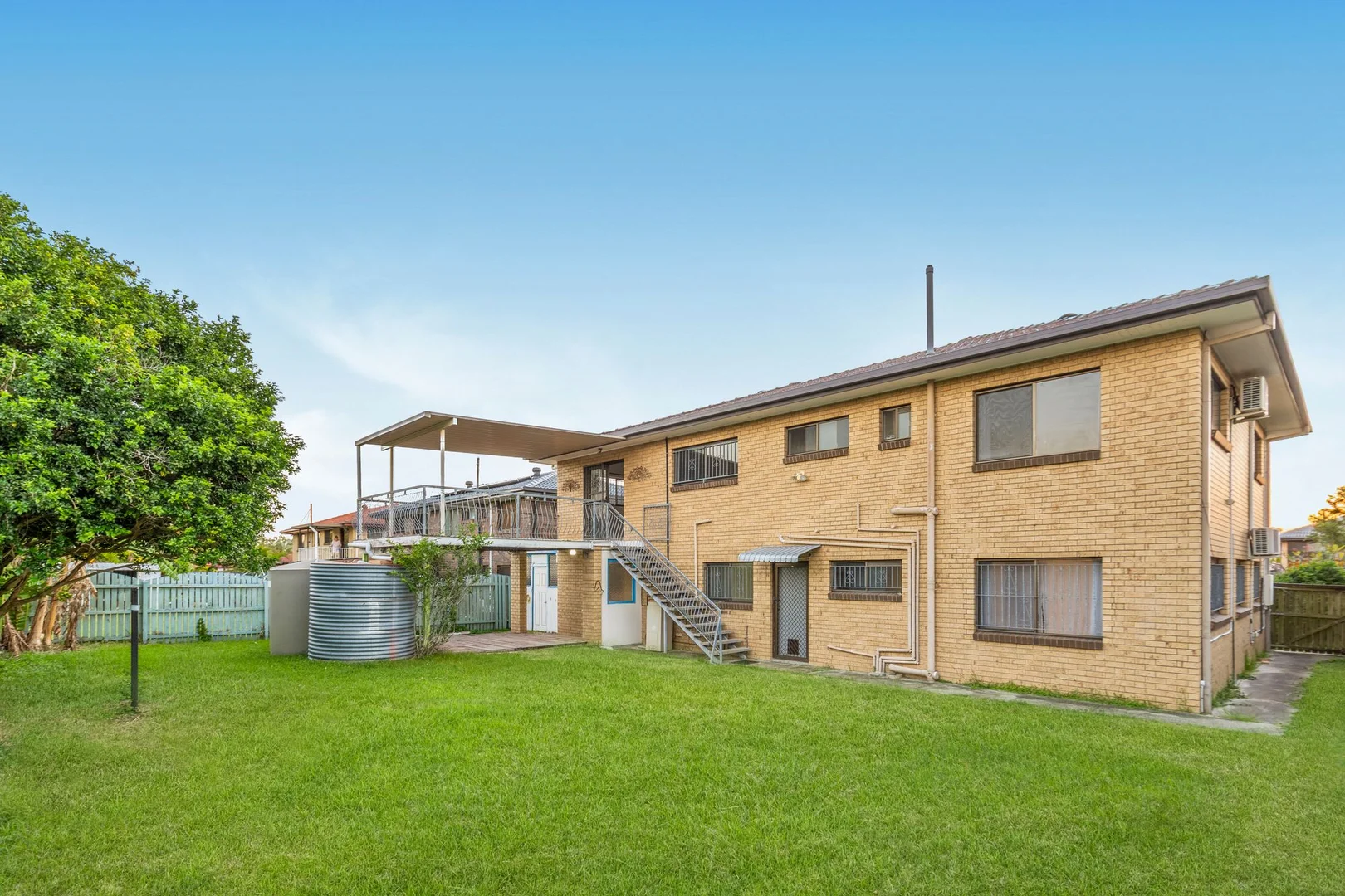 Additional image 10 of 24 Bedivere, Carindale QLD 4152