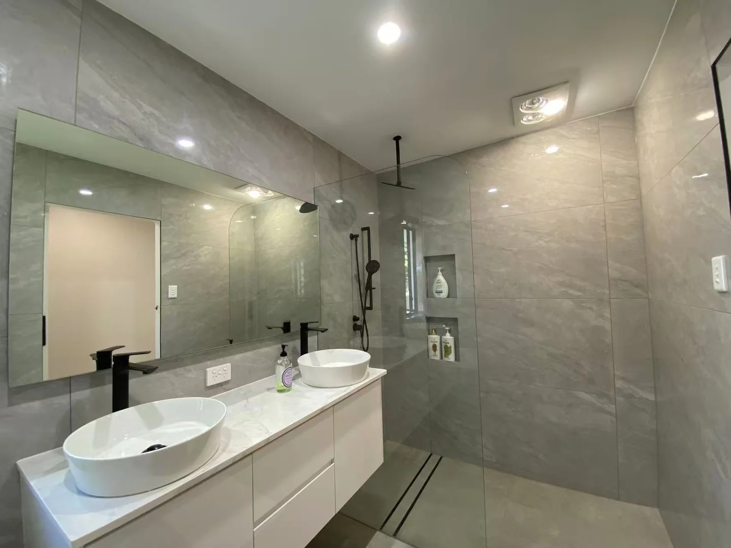 Additional image 26 of 5 Allambi Ave, Broadbeach Waters QLD 4218