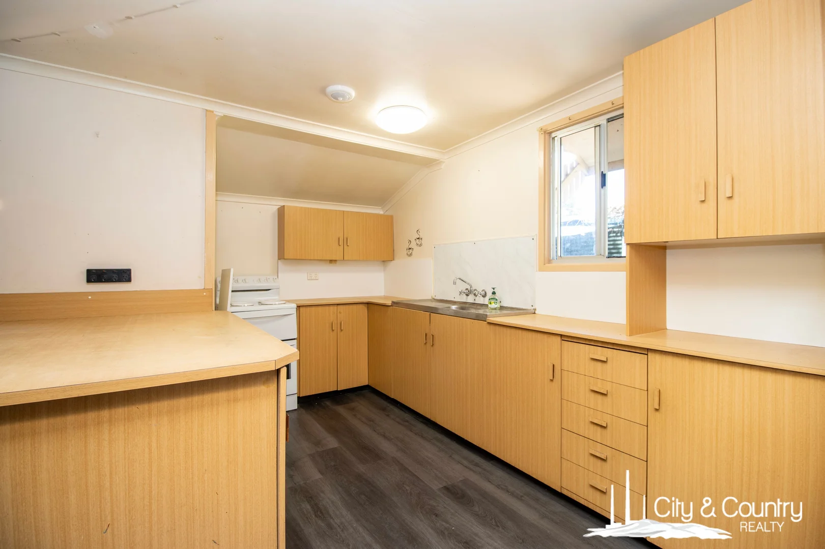 Additional image 5 of 4 Fourth Avenue, Mount Isa QLD 4825