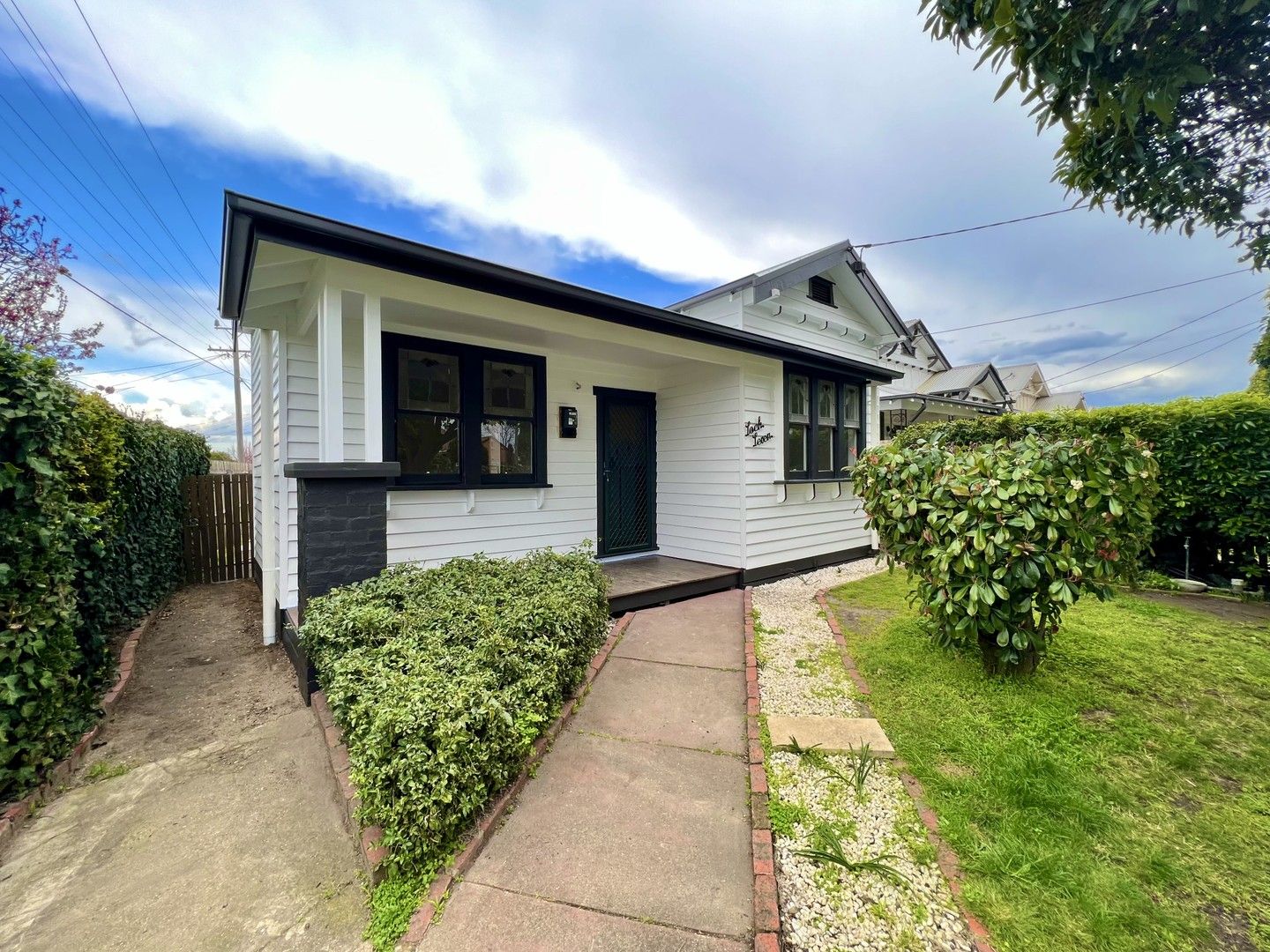 3 bedrooms House in 64 Ormond Road EAST GEELONG VIC, 3219