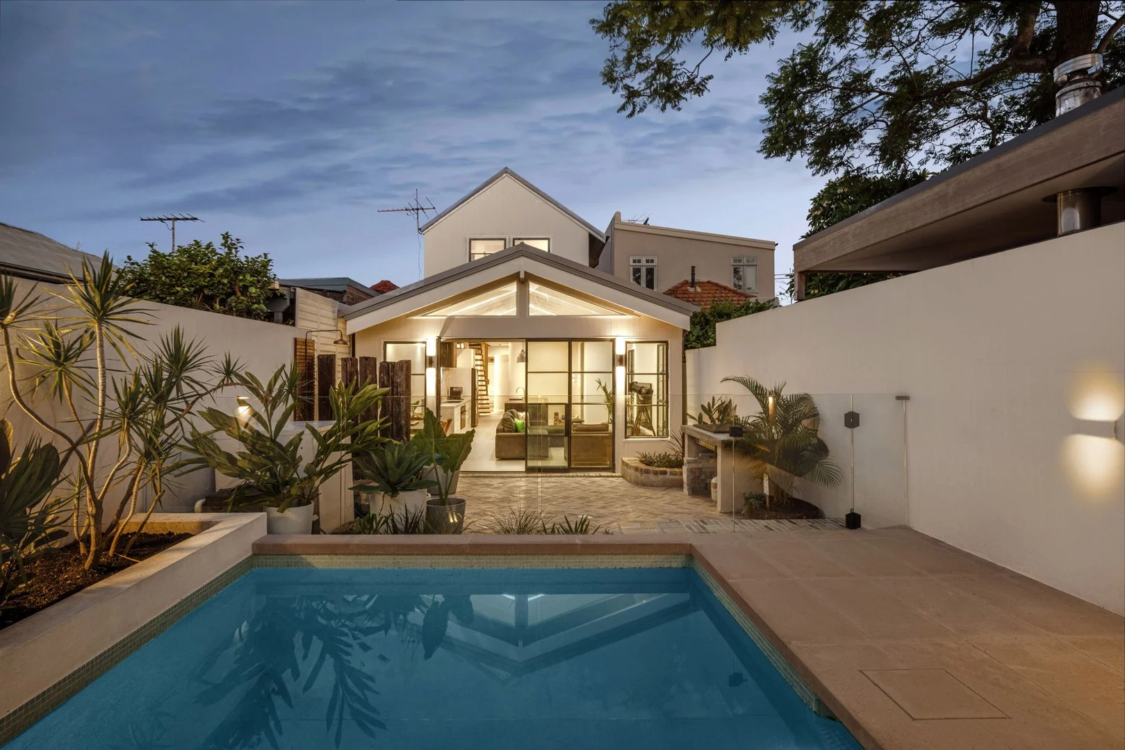 52 Mackenzie Street, Leichhardt NSW 2040